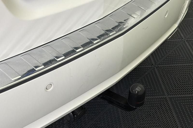 Begagnad Mercedes GLK320 Sport 227 HK (166 kW) 2008 Vit SUV