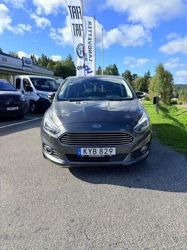 Begagnad Ford S-MAX Business Edition 180 HK (132 kW) 2015 Grå Minibuss