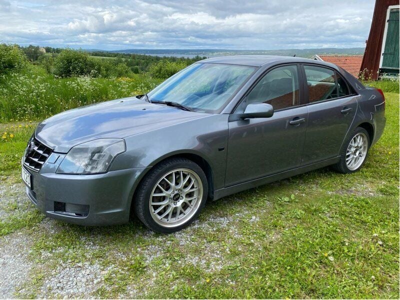 Grå Begagnad 2008 Cadillac BLS Sedan | 47 000 kr - Bild 1/4