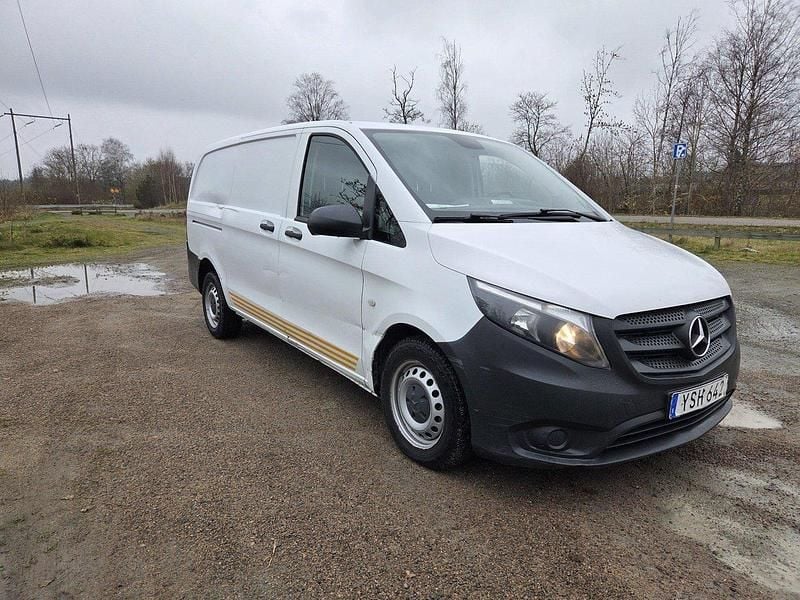 Vit Begagnad 2019 Mercedes Vito Van | 115 000 kr (Superpris) - Bild 1/4