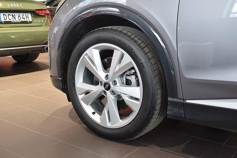 Ny Audi Q4 e-tron S-Line 210 kW (286 HK) 2026 Grå SUV