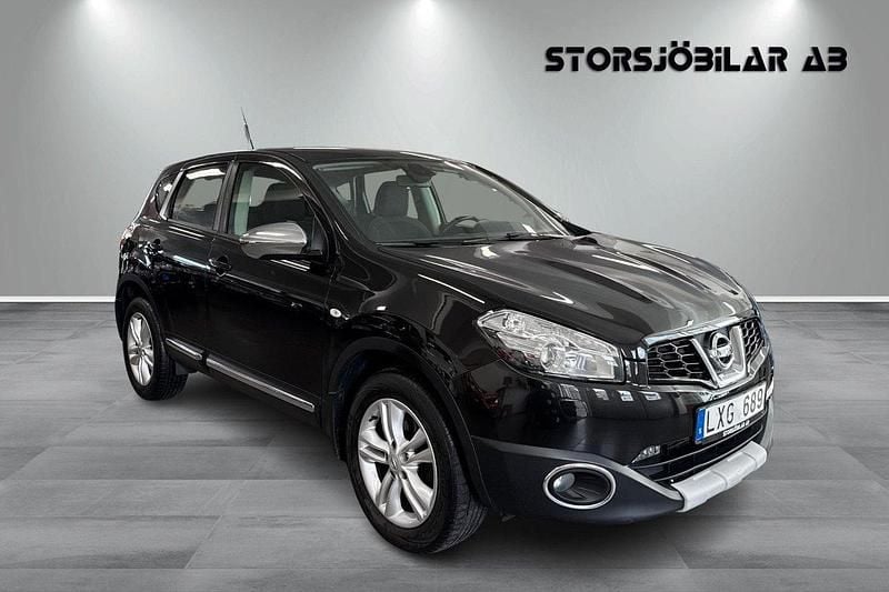 Svart Begagnad 2012 Nissan Qashqai SUV | 129 000 kr (Lite dyr) - Bild 1/4