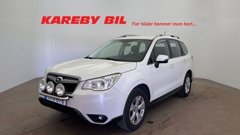 Vit Begagnad 2015 Subaru Forester SUV | 138 900 kr (Bra pris) - Bild 1/1