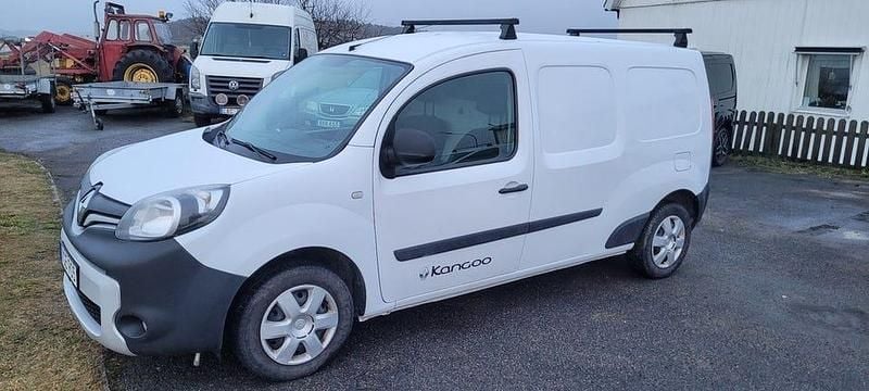 Vit Begagnad 2017 Renault Kangoo Van | 85 000 kr (Marknadspris) - Bild 1/4