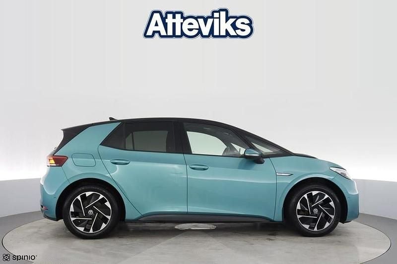 Begagnad VW ID.3 Pro Performance 150 kW (204 HK) 2022 Grön Halvkombi
