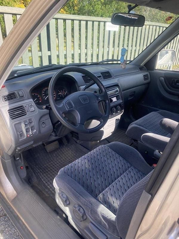 Gul Begagnad 2000 Honda CR-V SUV | 33 000 kr - Bild 1/4