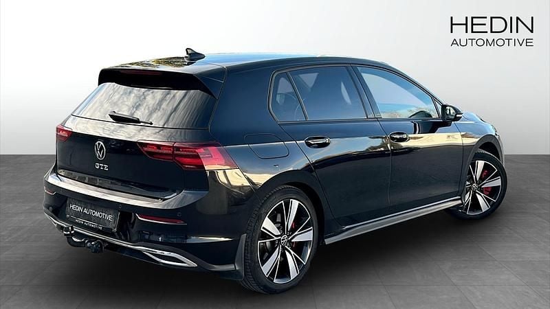 Begagnad VW Golf VIII GTE 150 HK (110 kW) 2020 Svart (black) Kombi