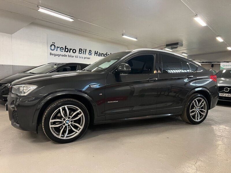 Grå Begagnad 2015 BMW X4 M Sport SUV | 219 900 kr (Marknadspris) - Bild 1/4