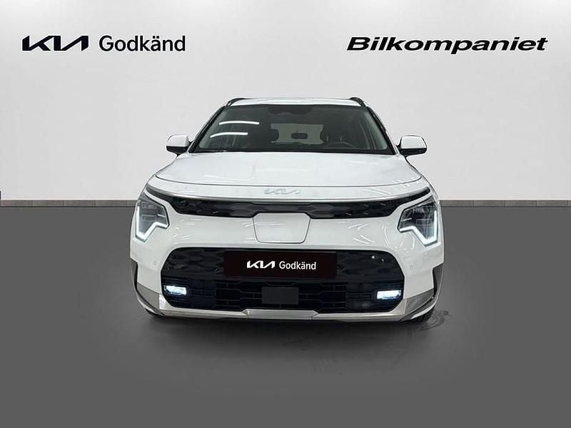 Begagnad Kia e-Niro 152 kW (207 HK) 2023 Vit SUV
