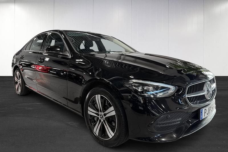 Begagnad Mercedes C300e 2022 Sedan