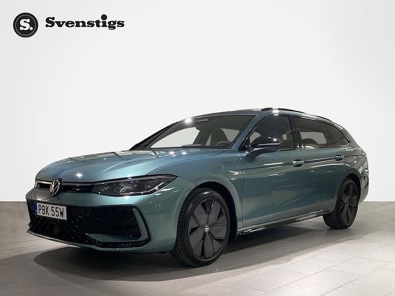 Ny VW Passat 2026 Grön Kombi