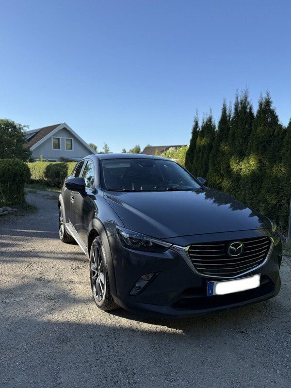 Grå Begagnad 2018 Mazda CX-3 SUV | 147 000 kr (Superpris) - Bild 1/4