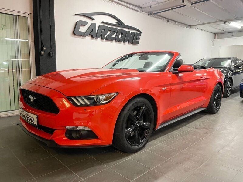 Röd Begagnad 2016 Ford Mustang Convertible Cab | 269 900 kr - Bild 1/4