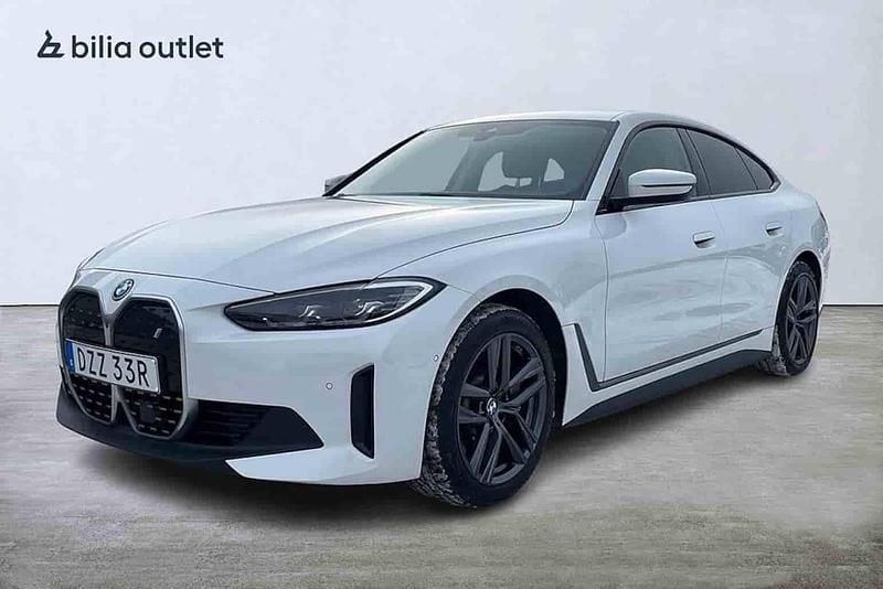 Begagnad BMW i4 250 kW (340 HK) 2024 Vit Sedan
