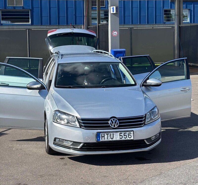 Silver Begagnad 2012 VW Passat GT Kombi | 62 000 kr (Bra pris) - Bild 1/4