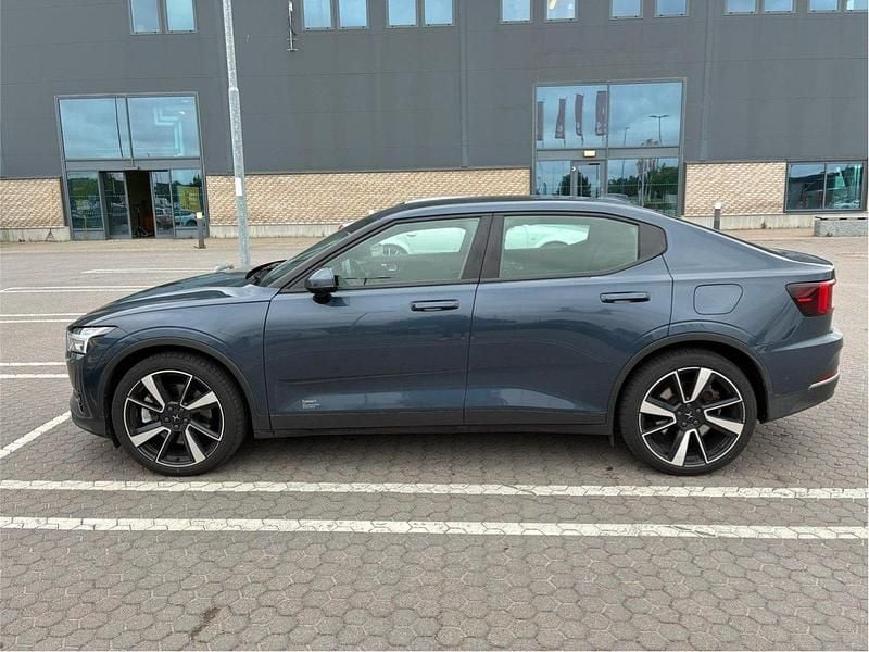 Blå Begagnad 2021 Polestar 2 Pilot Halvkombi | 300 000 kr (Bra pris) - Bild 1/4