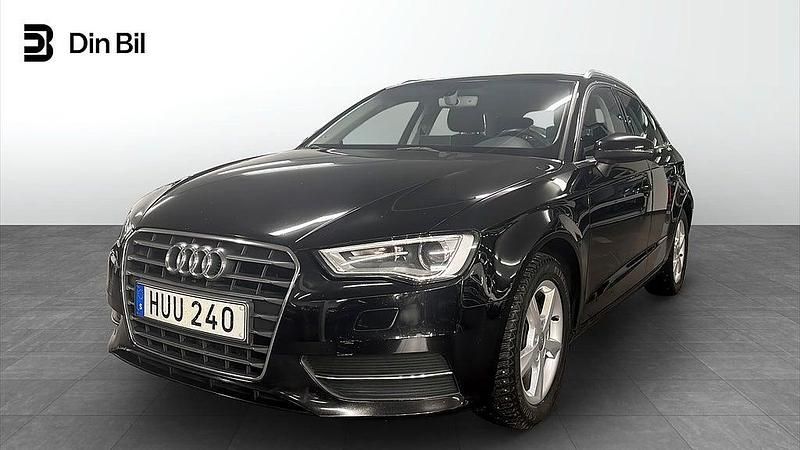 Svart Begagnad 2015 Audi A3 Sportback Halvkombi | 119 900 kr (Marknadspris) - Bild 1/4