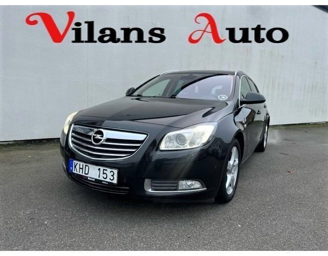 Svart Begagnad 2012 Opel Insignia Edition Kombi | 64 900 kr (Marknadspris) - Bild 1/4