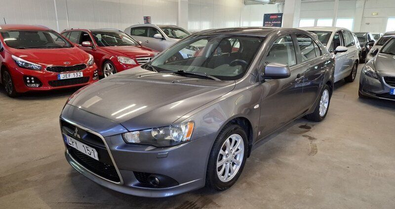 Begagnad 2011 Mitsubishi Lancer Sportback Halvkombi | 39 999 kr (Marknadspris) - Bild 1/4