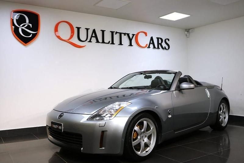 Grå Begagnad 2005 Nissan 350Z GT Cab | 179 000 kr - Bild 1/4