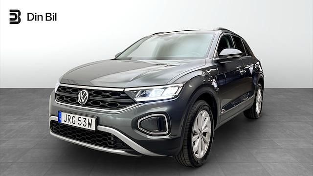 Grå (indium grey metallic) Begagnad 2024 VW T-Roc Life SUV | 319 900 kr (Lite dyr) - Bild 1/4