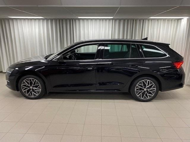 Begagnad Skoda Octavia 116 HK (85 kW) 2024 Svart Kombi