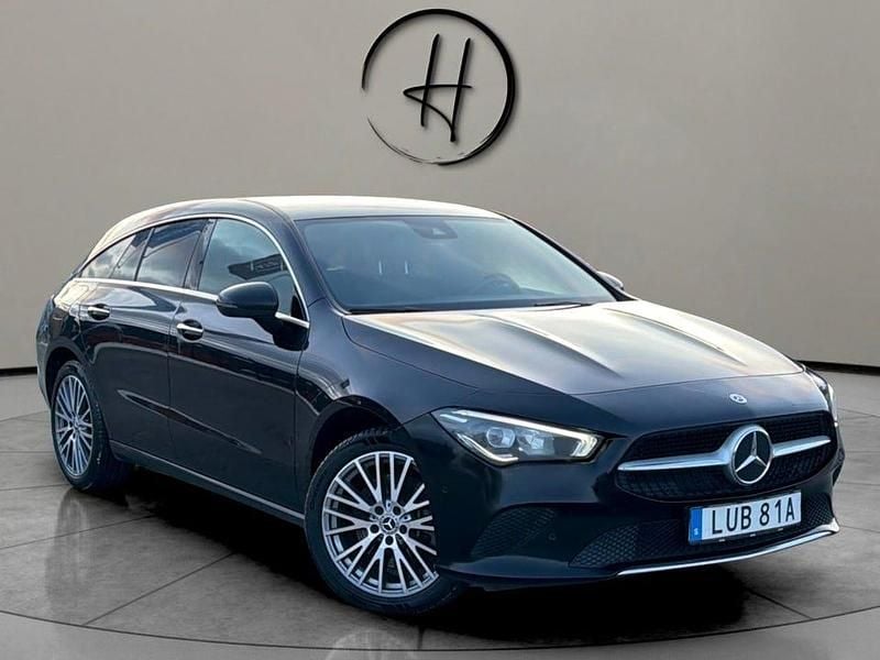 Svart Begagnad 2023 Mercedes CLA250 Shooting Brake SE Kombi | 234 900 kr (Marknadspris) - Bild 1/4