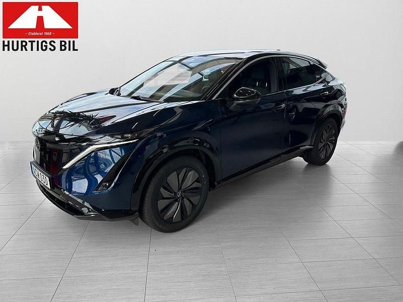 Blå Ny 2024 Nissan Ariya Advance SUV | 576 200 kr (Marknadspris) - Bild 1/4