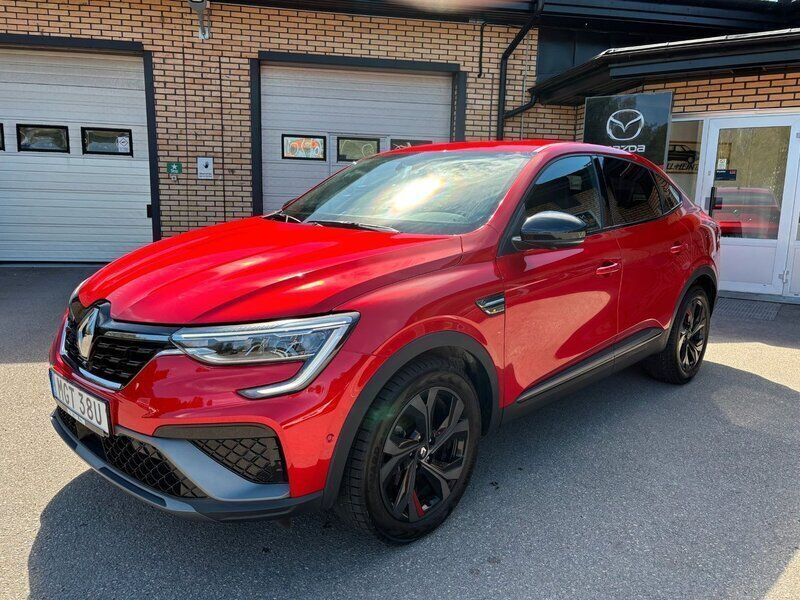 Röd Begagnad 2023 Renault Arkana R.S. SUV | 284 900 kr (Marknadspris) - Bild 1/4