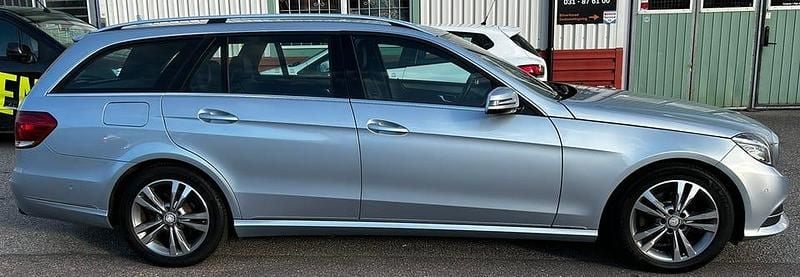 Metallic Begagnad 2014 Mercedes E220 | 169 000 kr (Marknadspris) - Bild 1/4