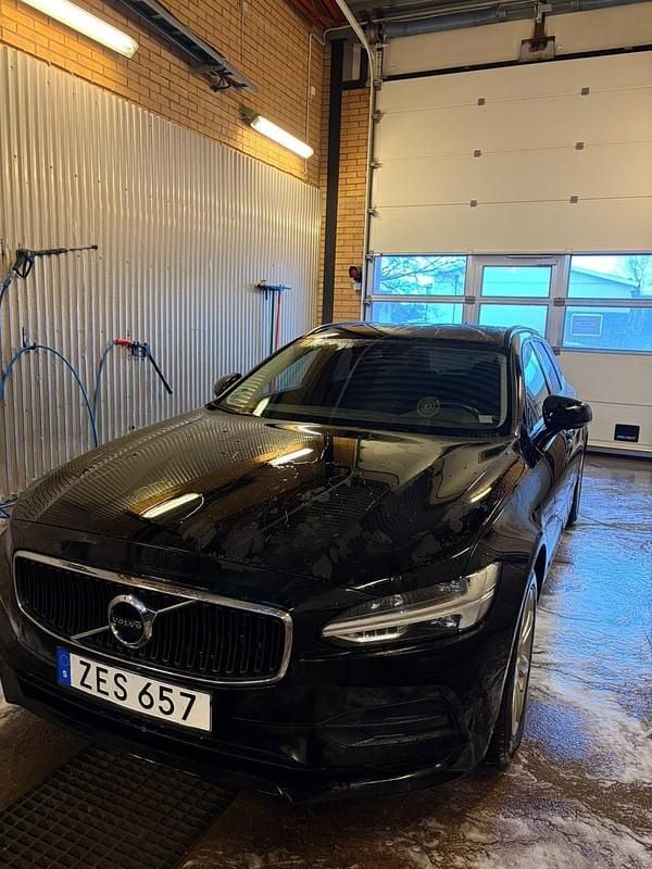 Begagnad 2018 Volvo V90 Kombi | 195 000 kr (Bra pris) - Bild 1/4