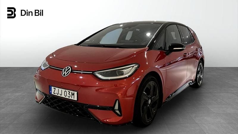 Mörkröd Begagnad 2024 VW ID.3 GTX Halvkombi | 559 900 kr - Bild 1/4