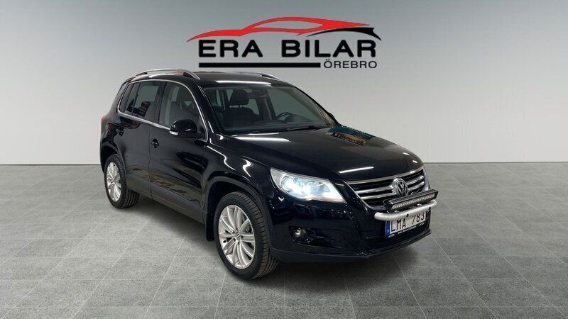 Svart Begagnad 2009 VW Tiguan SUV | 84 500 kr (Marknadspris) - Bild 1/4