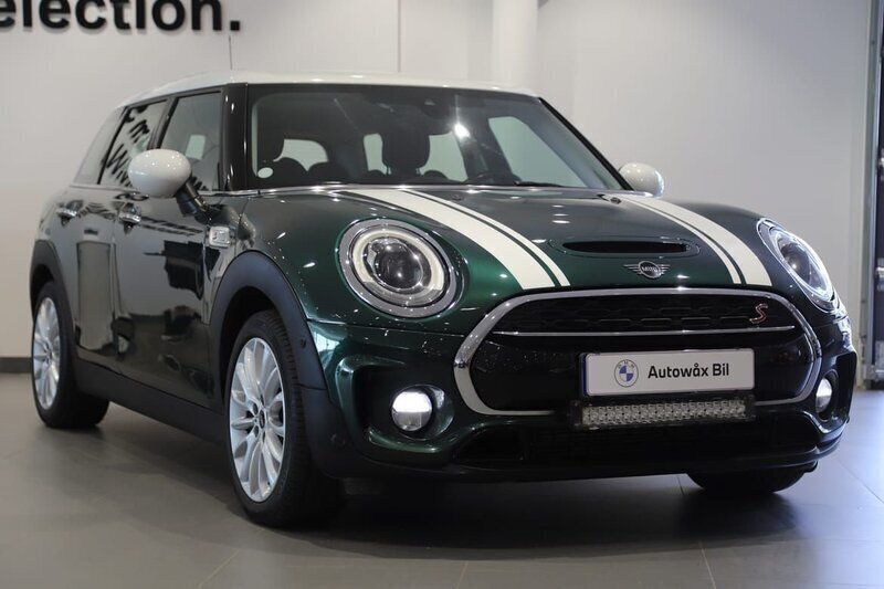 Grön Begagnad 2018 Mini Cooper Clubman Kombi | 165 000 kr - Bild 1/3