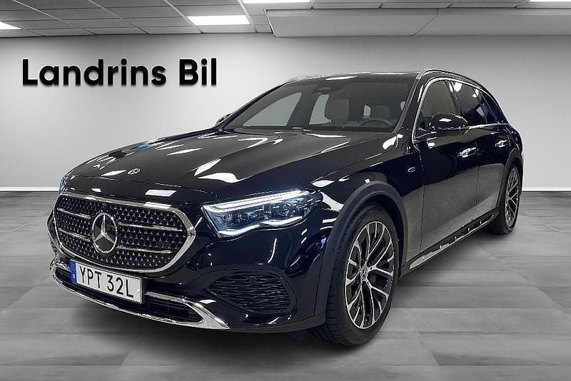 Svart Begagnad 2025 Mercedes E300 Premium Kombi | 759 000 kr (Lite dyr) - Bild 1/4