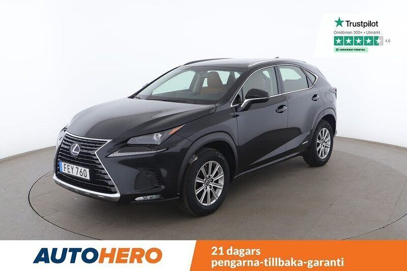 Svart Begagnad 2018 Lexus NX300h SUV | 254 000 kr (Marknadspris) - Bild 1/3