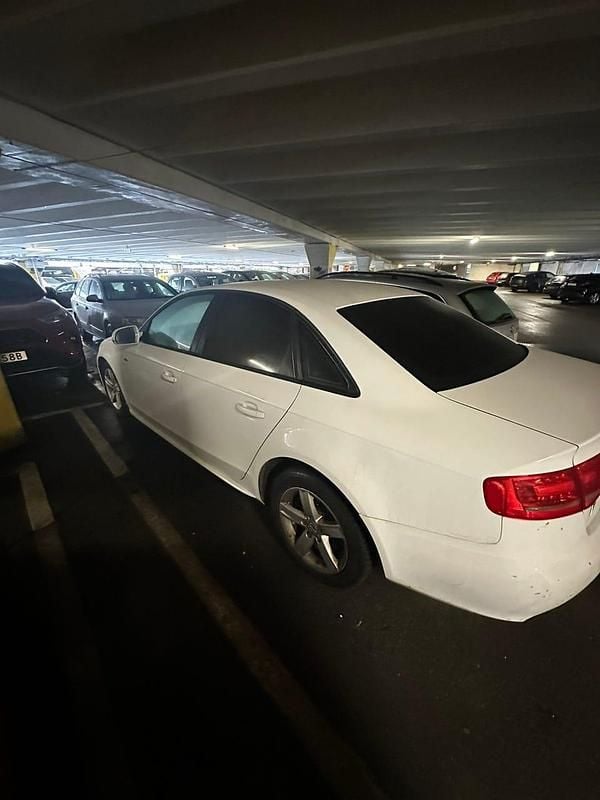 Begagnad Audi A4 160 HK (117 kW) 2011 Sedan