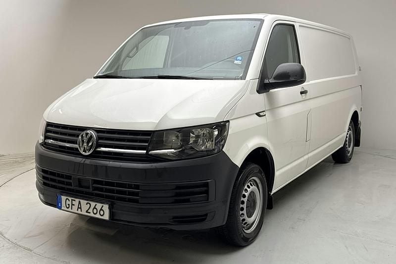 Vit Begagnad 2018 VW T6 Van | 209 000 kr (Bra pris) - Bild 1/4