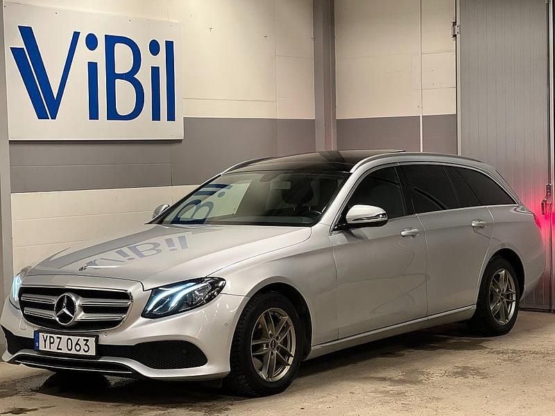 Begagnad Mercedes E220 Avantgarde 194 HK (142 kW) 2017 Silver Kombi