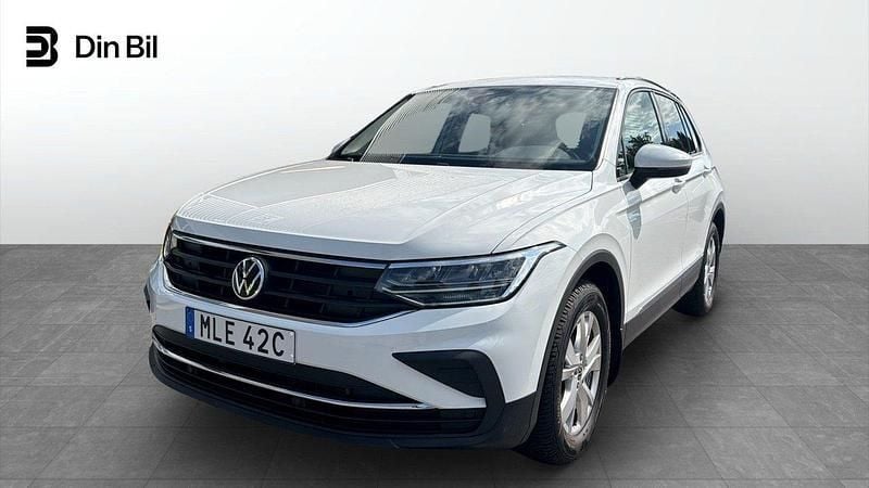 Vit Begagnad 2020 VW Tiguan Life SUV | 279 900 kr (Lite dyr) - Bild 1/4