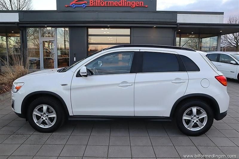 Vit samma som bilen Begagnad 2015 Mitsubishi ASX SUV | 124 900 kr (Marknadspris) - Bild 1/4