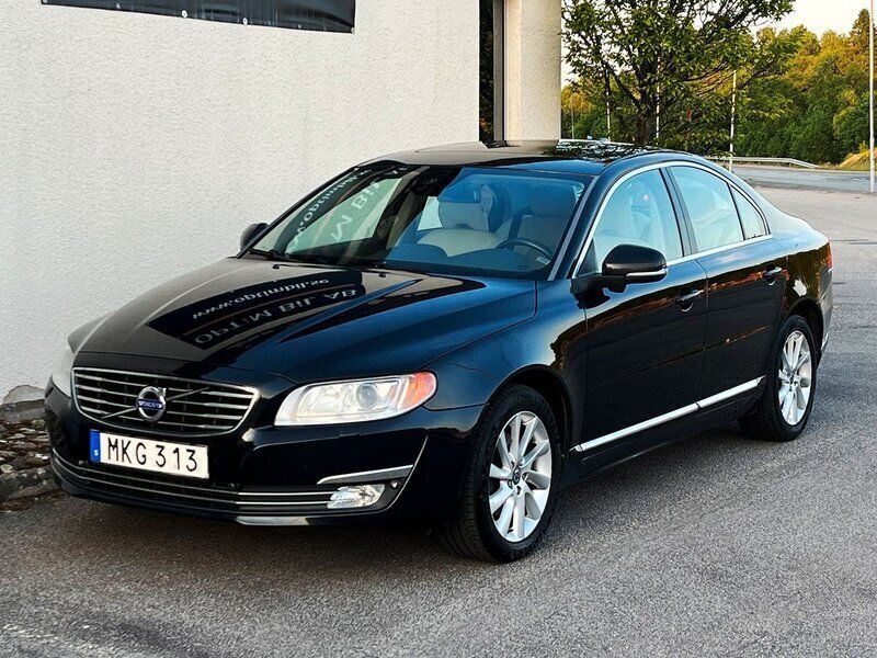 Svart (svartmet) Begagnad 2014 Volvo S80 Summum Sedan | 94 900 kr (Superpris) - Bild 1/4