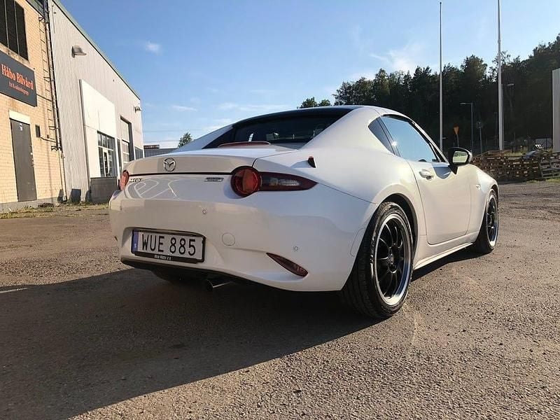 Begagnad Mazda MX5 167 HK (122 kW) 2017 Pärlemo vit Cab
