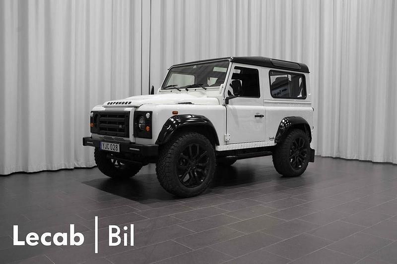 Vit Begagnad 2009 Land Rover Defender SUV | 549 500 kr (Dyr) - Bild 1/4