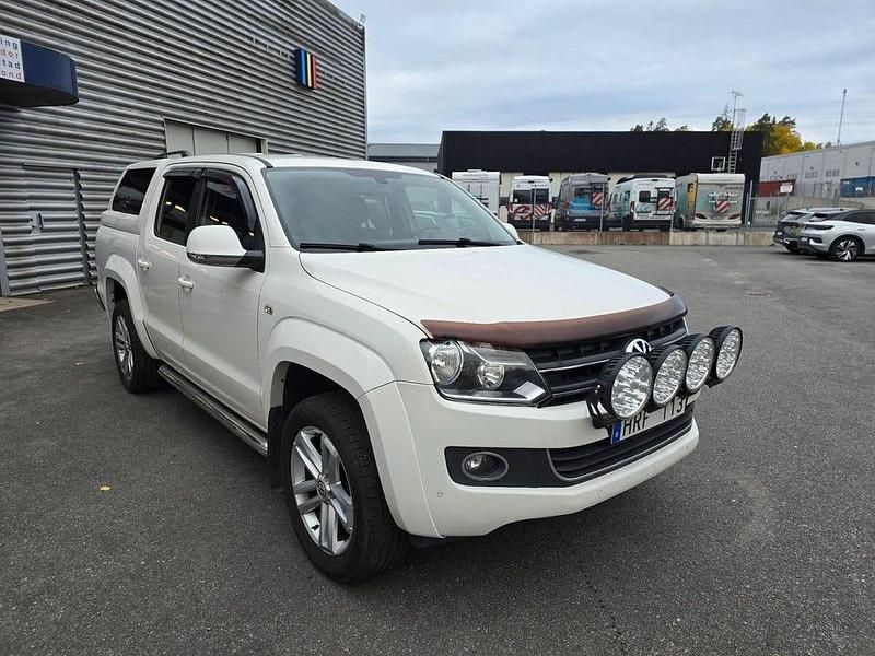 Vit Begagnad 2014 VW Amarok Highline Pickup | 139 900 kr (Bra pris) - Bild 1/4