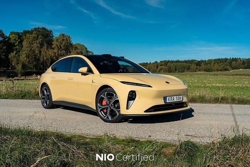 Gul Begagnad 2023 Nio ET5 Sedan | 379 900 kr - Bild 1/4