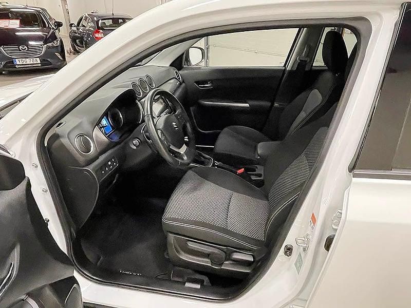 Begagnad Suzuki Vitara 2023 Vit