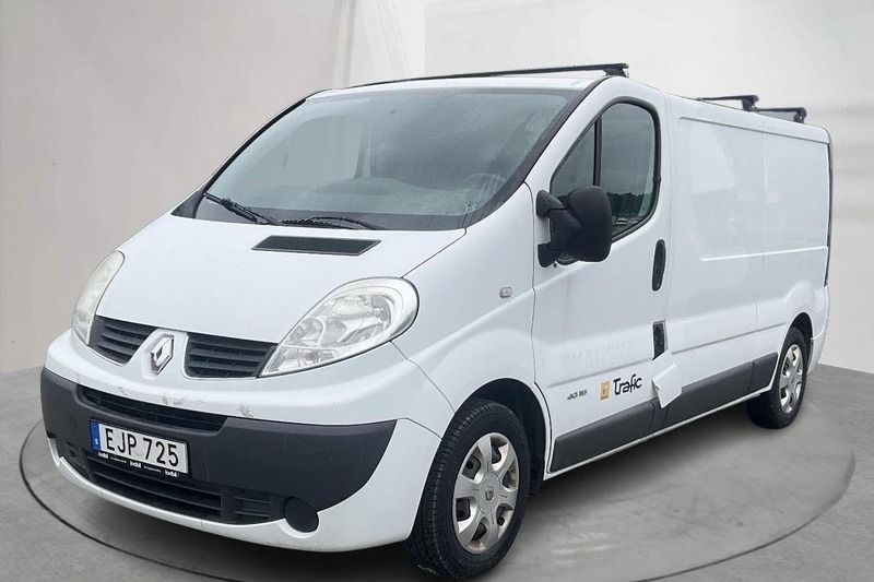 Vit Begagnad 2014 Renault Trafic Van | 79 000 kr - Bild 1/4