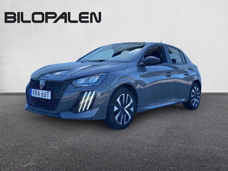 Grå Begagnad 2024 Peugeot 208 Active Halvkombi | 179 900 kr (Marknadspris) - Bild 1/4