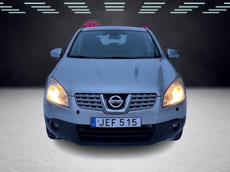 Begagnad Nissan Qashqai 141 HK (103 kW) 2008 Silver SUV